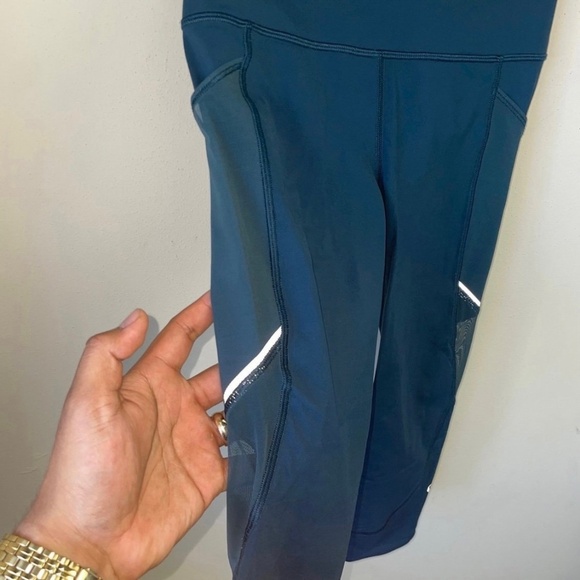 Lululemon Home Stretch Crop (19") Submarine - Picture 10 of 12